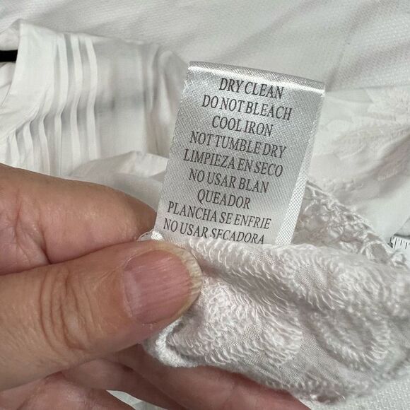 Sorrento White Crochet Eyelet Cut Outs Button Up Top - Picture 8 of 8